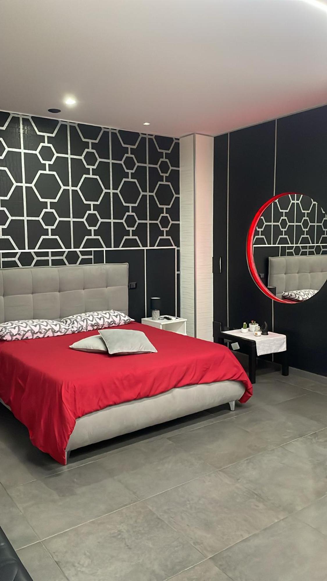Luxury Suite Mimi Bari Zewnętrze zdjęcie